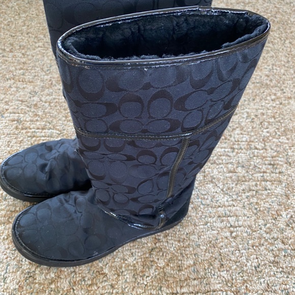 These Coach boots are a SIZE 9B  Black signature canvas style. - Picture 2 of 4